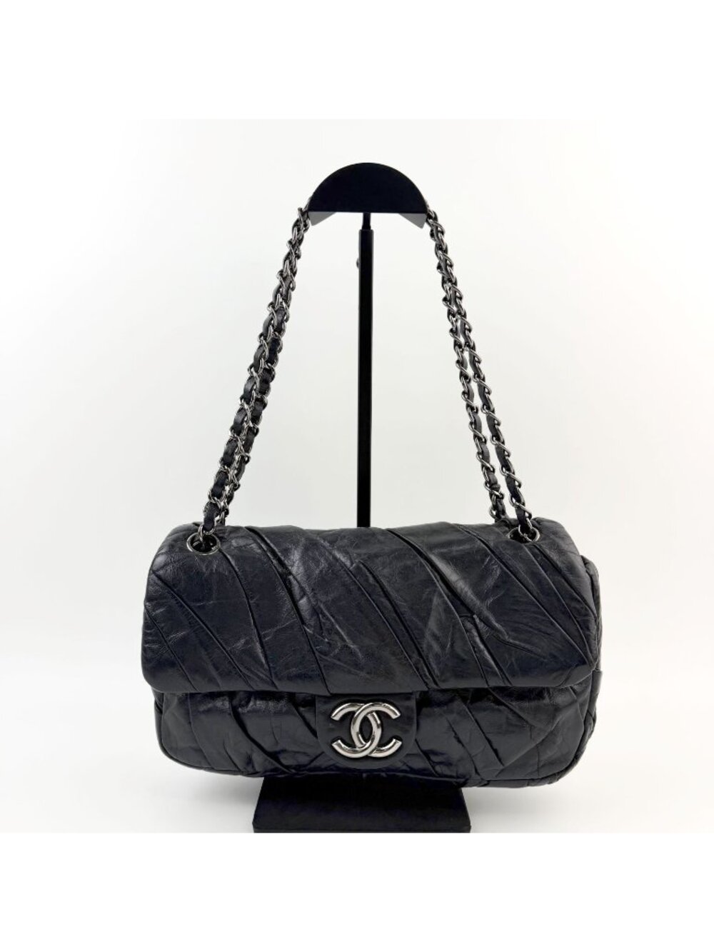 Chanel CC Logo Pleated Chain Shoulder Bag Leather Black Silver Seal Vintage